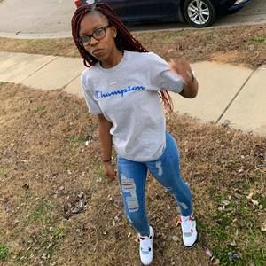 Meet your Posher, Joy